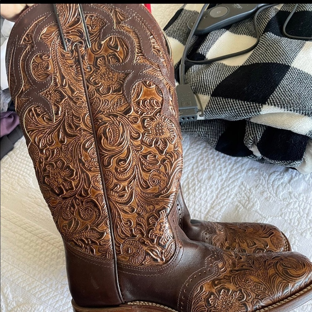 Cowgirl / cowboy Boots western square toe